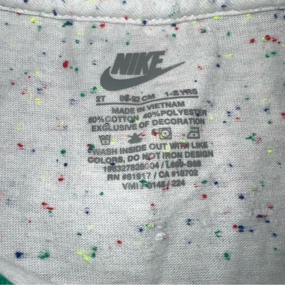 Nike Toddler Sportswear Jersey Graphic T-Shirt & French Terry Shorts Set Sz 2T - Picture 5 of 6